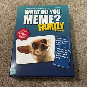 WHAT DO YOU MEME? FAMILY EDITION Card Game